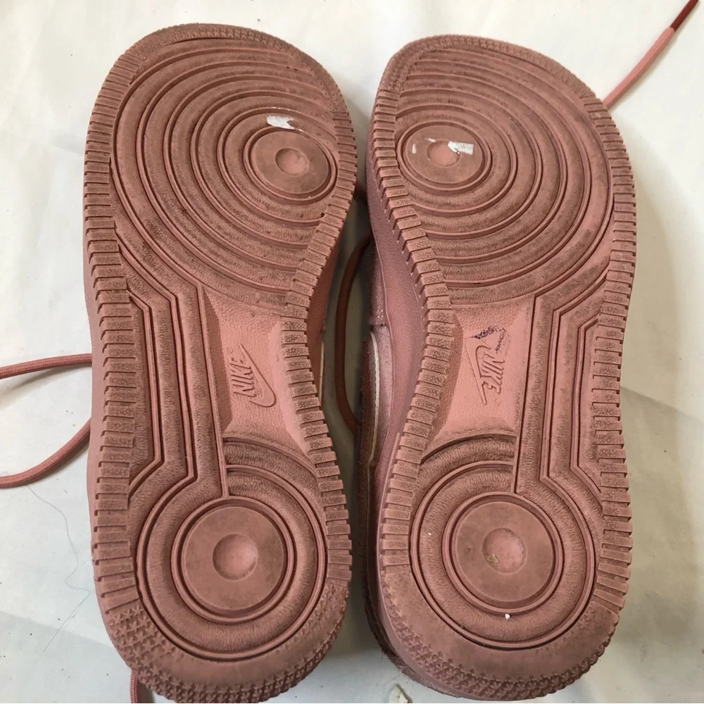 Boys Nike Air Force 1–Size 4Y—Pink Suede